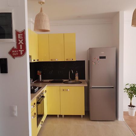 Luxury Apartment With Pool In North Bucharest Cretuleasca Екстер'єр фото