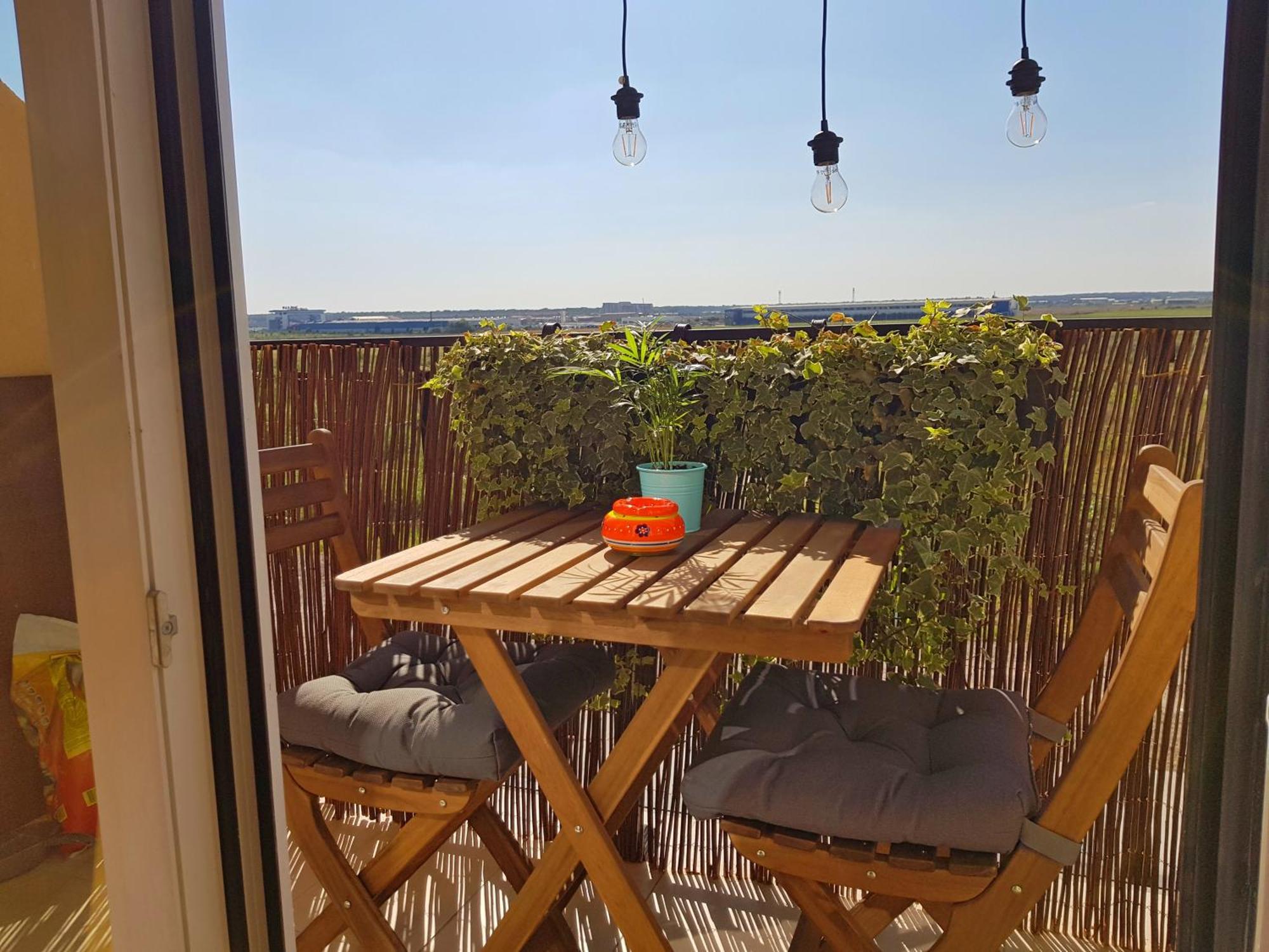 Luxury Apartment With Pool In North Bucharest Cretuleasca Екстер'єр фото