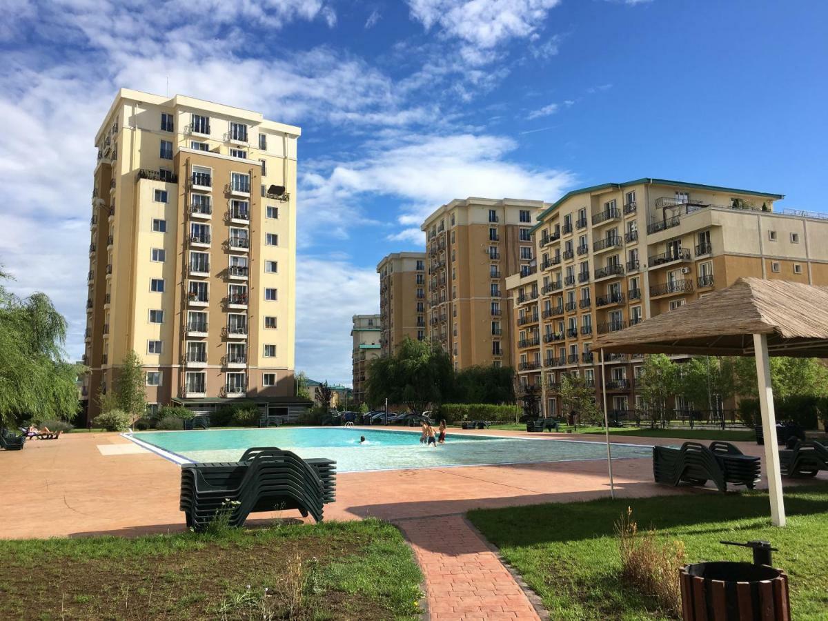 Luxury Apartment With Pool In North Bucharest Cretuleasca Екстер'єр фото
