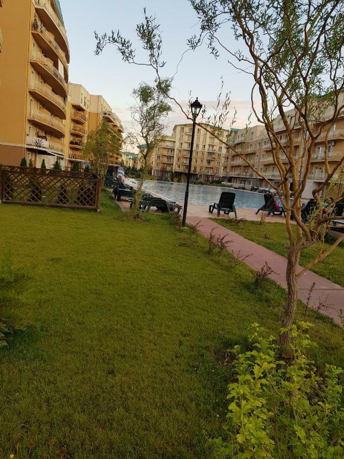 Luxury Apartment With Pool In North Bucharest Cretuleasca Екстер'єр фото